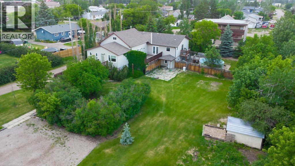 4th Street E /76 Ross Avenue, Lashburn, Saskatchewan  S0M 1H0 - Photo 4 - A2232657