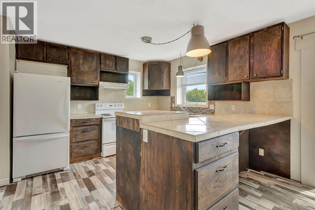 4th Street E /76 Ross Avenue, Lashburn, Saskatchewan  S0M 1H0 - Photo 24 - A2232657