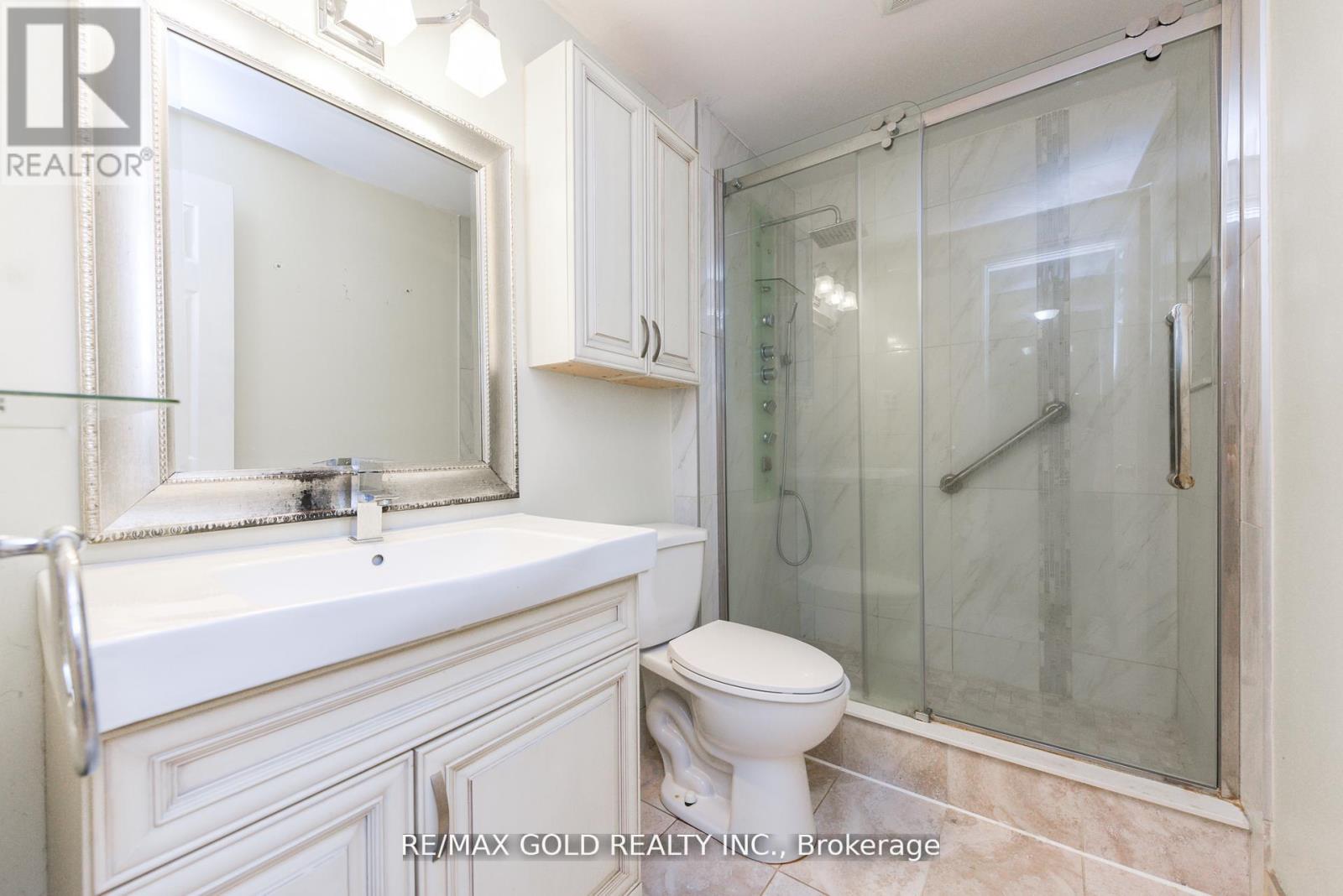 29 Glenmore Crescent, Brampton, Ontario  L6S 1H9 - Photo 26 - W12400476