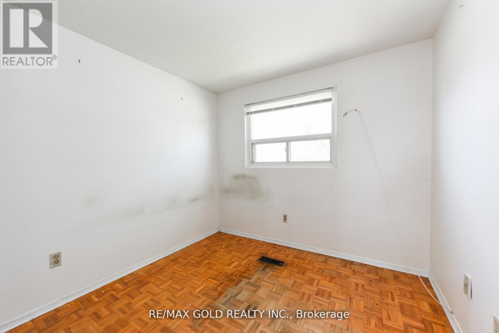 29 Glenmore Crescent, Brampton, Ontario  L6S 1H9 - Photo 31 - W12400476