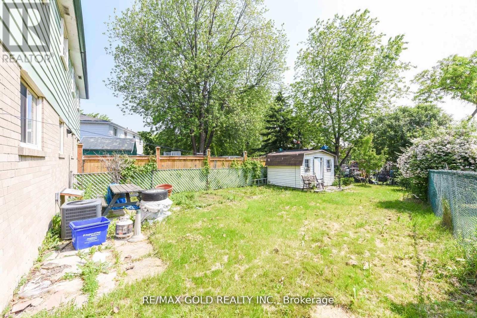 29 Glenmore Crescent, Brampton, Ontario  L6S 1H9 - Photo 41 - W12400476