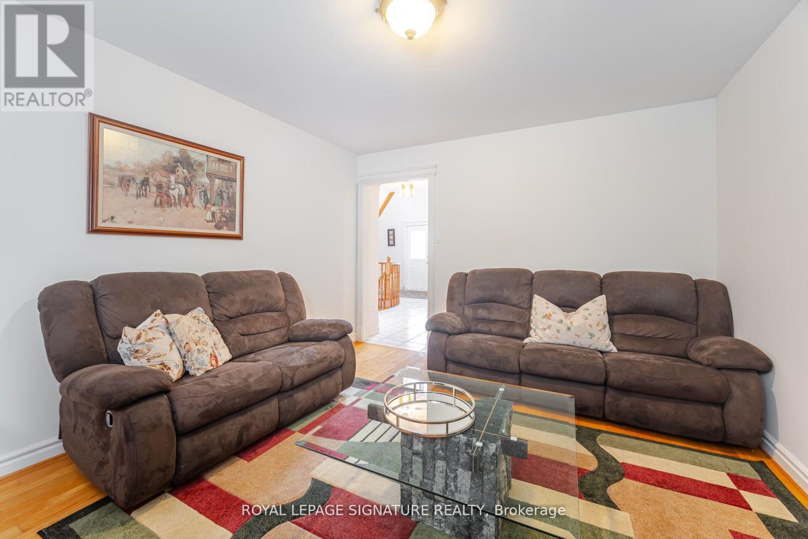 4097 Hickory Drive, Mississauga, Ontario  L4W 1L1 - Photo 26 - W12400488