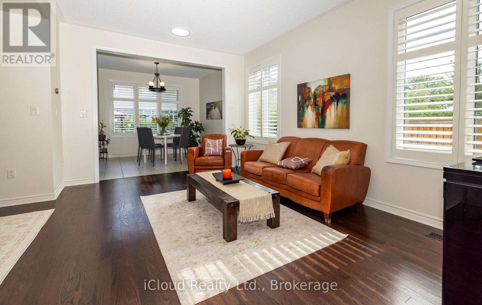 954 Penson Crescent, Milton (Co Coates), Ontario  L9T 8Z7 - Photo 4 - W12400504