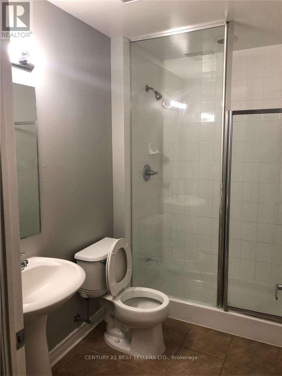 2509 - 388 Prince Of Whales Drive, Mississauga, Ontario  L5B 0A1 - Photo 12 - W12400546