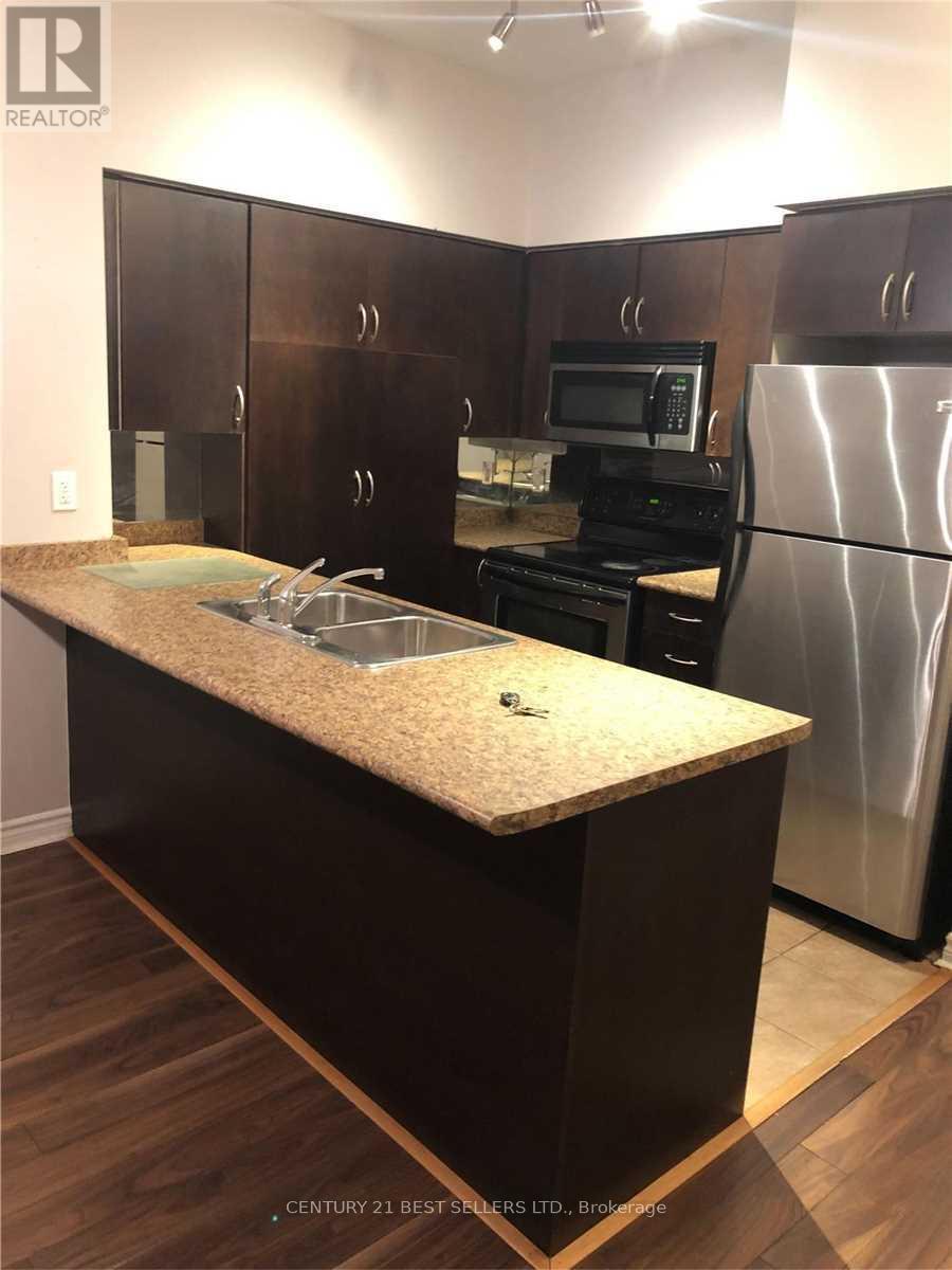 2509 - 388 Prince Of Whales Drive, Mississauga, Ontario  L5B 0A1 - Photo 7 - W12400546