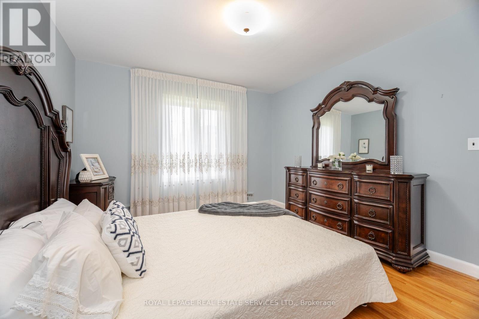 46 Cardigan Road, Toronto, Ontario  M8Z 2W2 - Photo 19 - W12400595