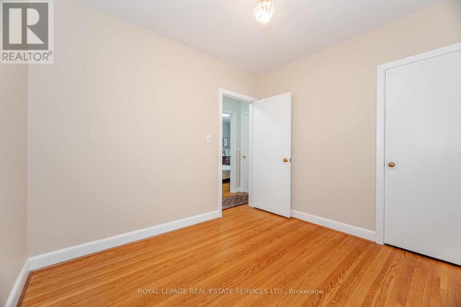 46 Cardigan Road, Toronto, Ontario  M8Z 2W2 - Photo 25 - W12400595