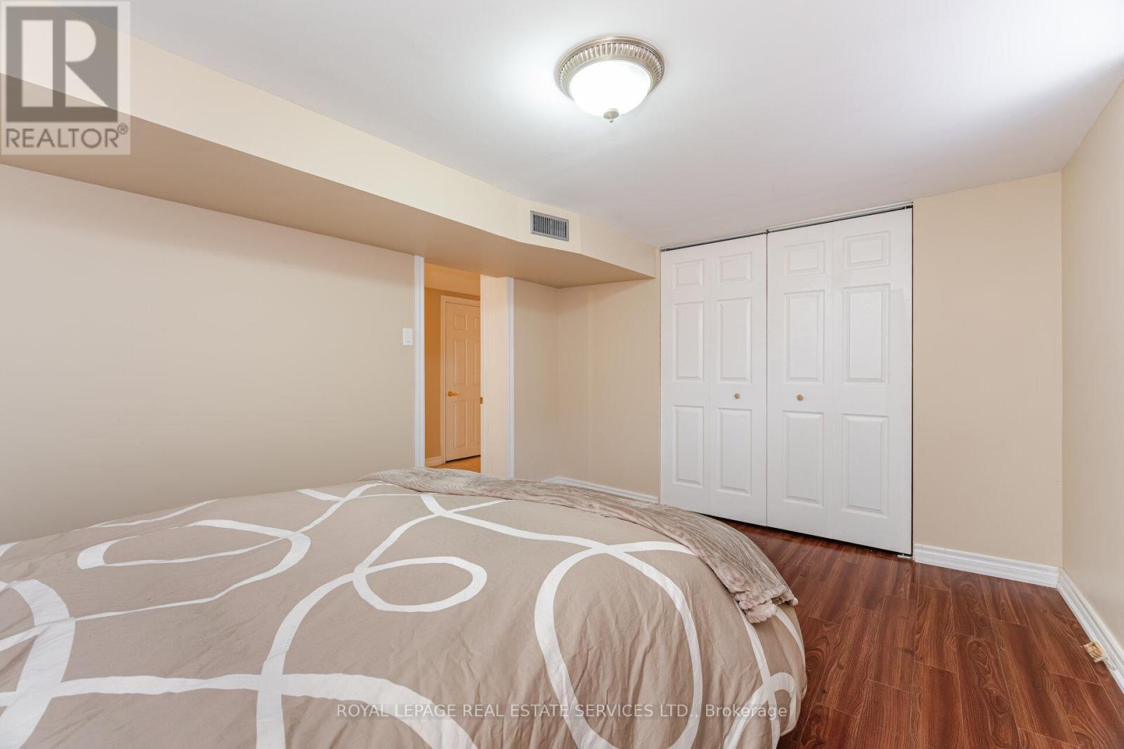 46 Cardigan Road, Toronto, Ontario  M8Z 2W2 - Photo 38 - W12400595