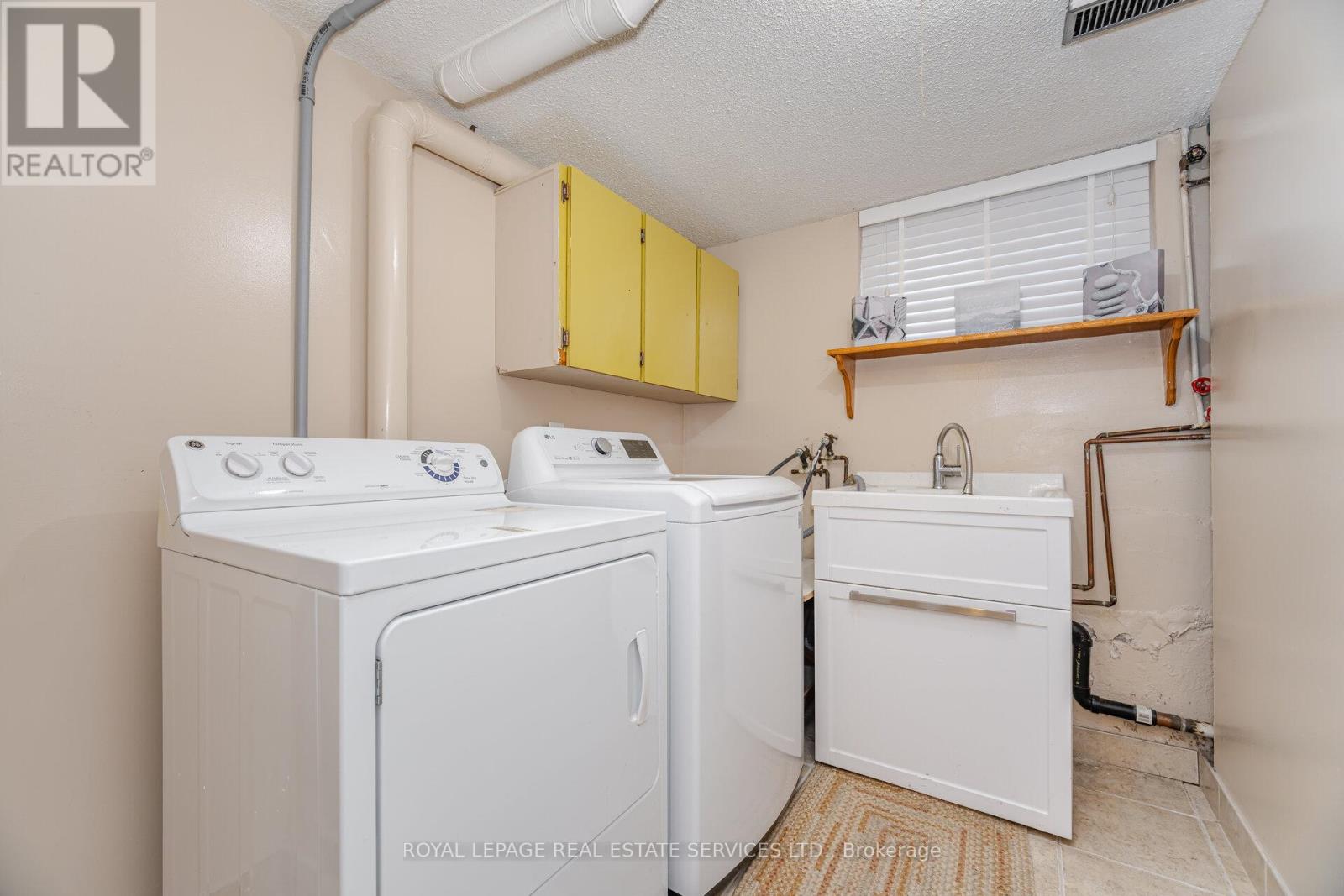 46 Cardigan Road, Toronto, Ontario  M8Z 2W2 - Photo 39 - W12400595