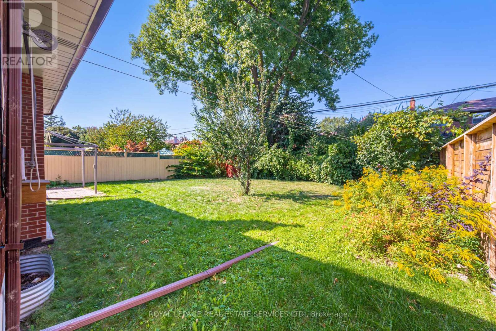 46 Cardigan Road, Toronto, Ontario  M8Z 2W2 - Photo 42 - W12400595