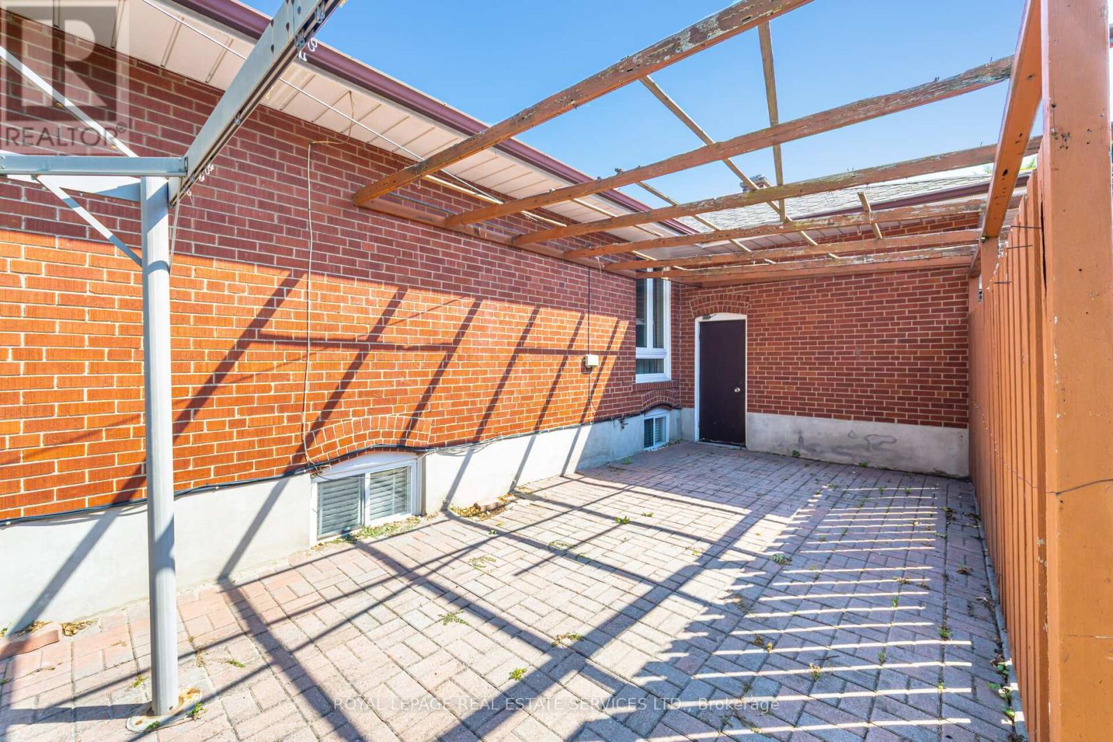 46 Cardigan Road, Toronto, Ontario  M8Z 2W2 - Photo 48 - W12400595