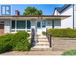46 CARDIGAN ROAD, Toronto, Ontario