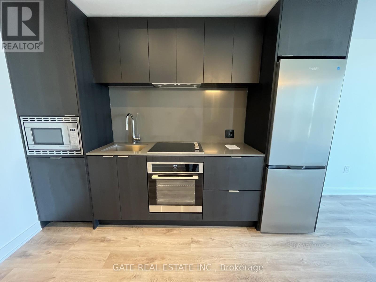 1002 - 3009 Novar Road, Mississauga, Ontario  L5B 0P9 - Photo 5 - W12400615