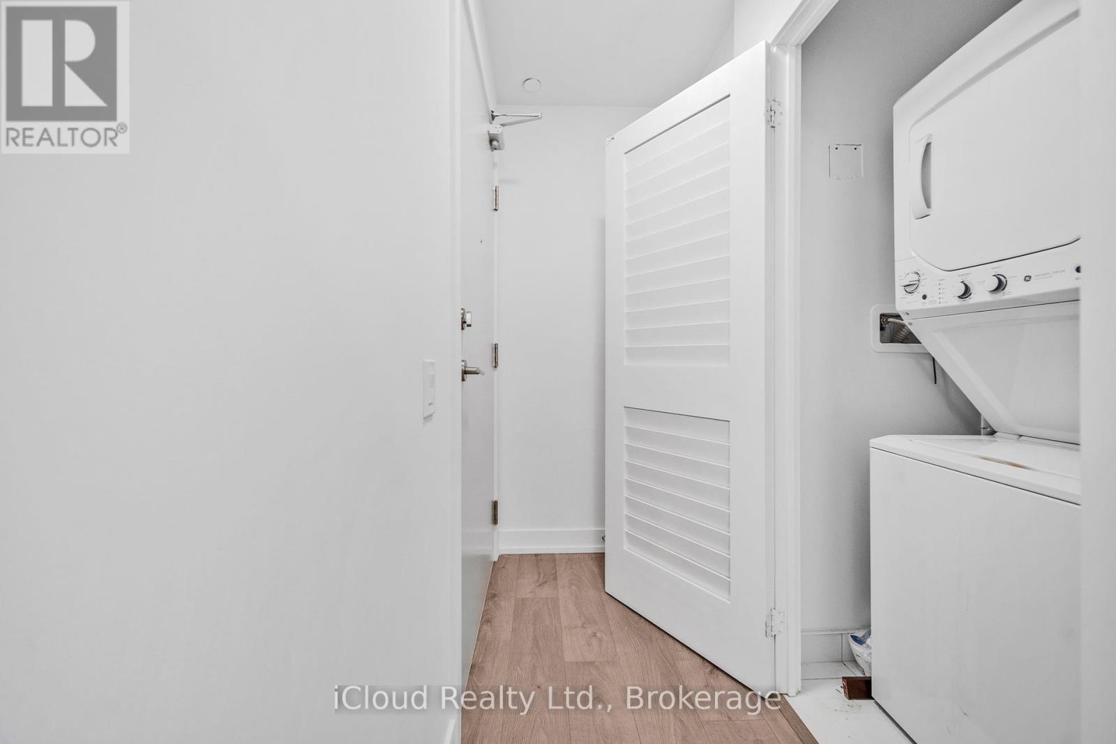 709 - 215 Veterans Drive, Brampton, Ontario  L7A 4S6 - Photo 7 - W12400616