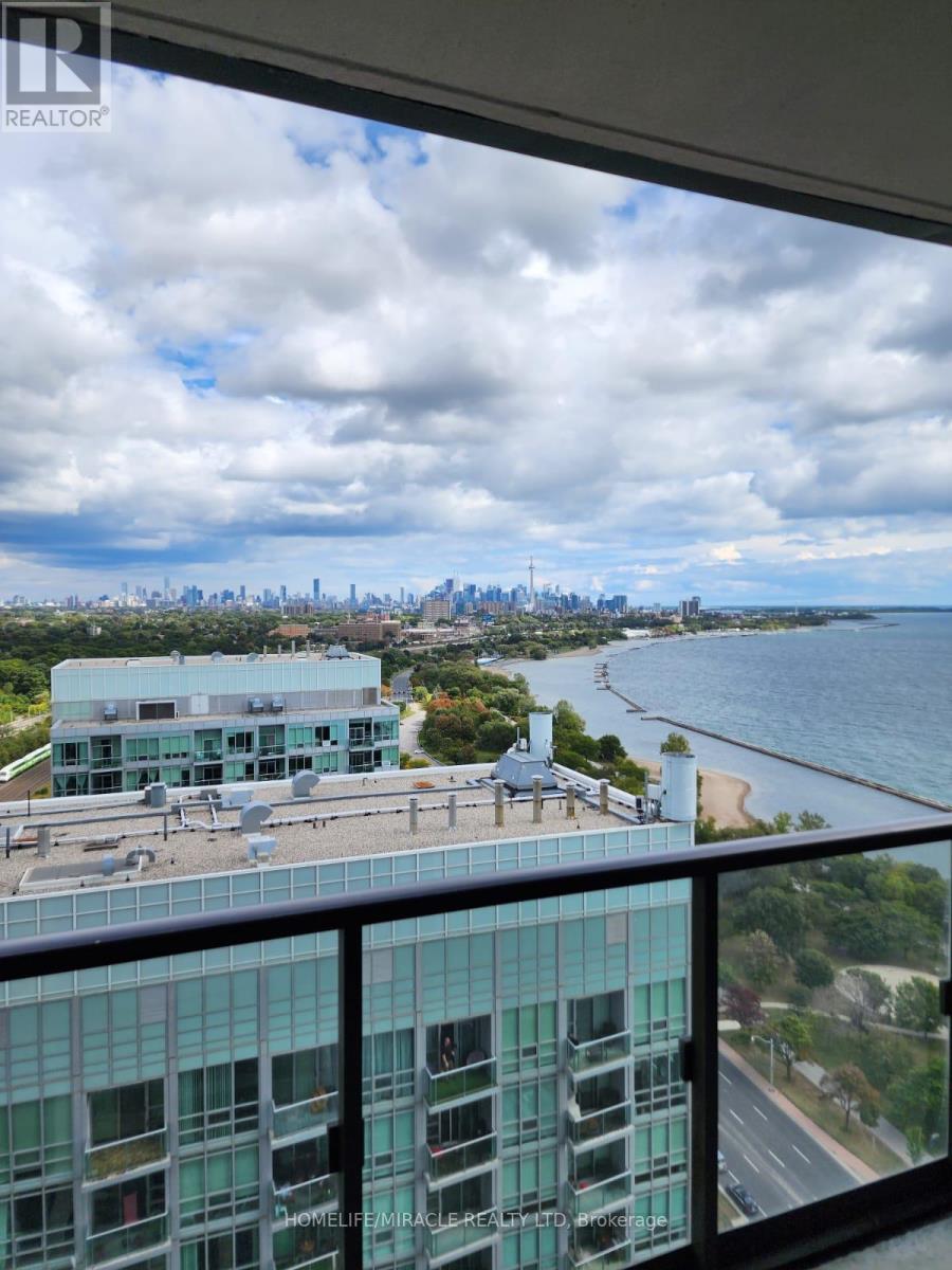 1926 Lakeshore Boulevard, Toronto, Ontario  M6S 1A1 - Photo 1 - W12400618