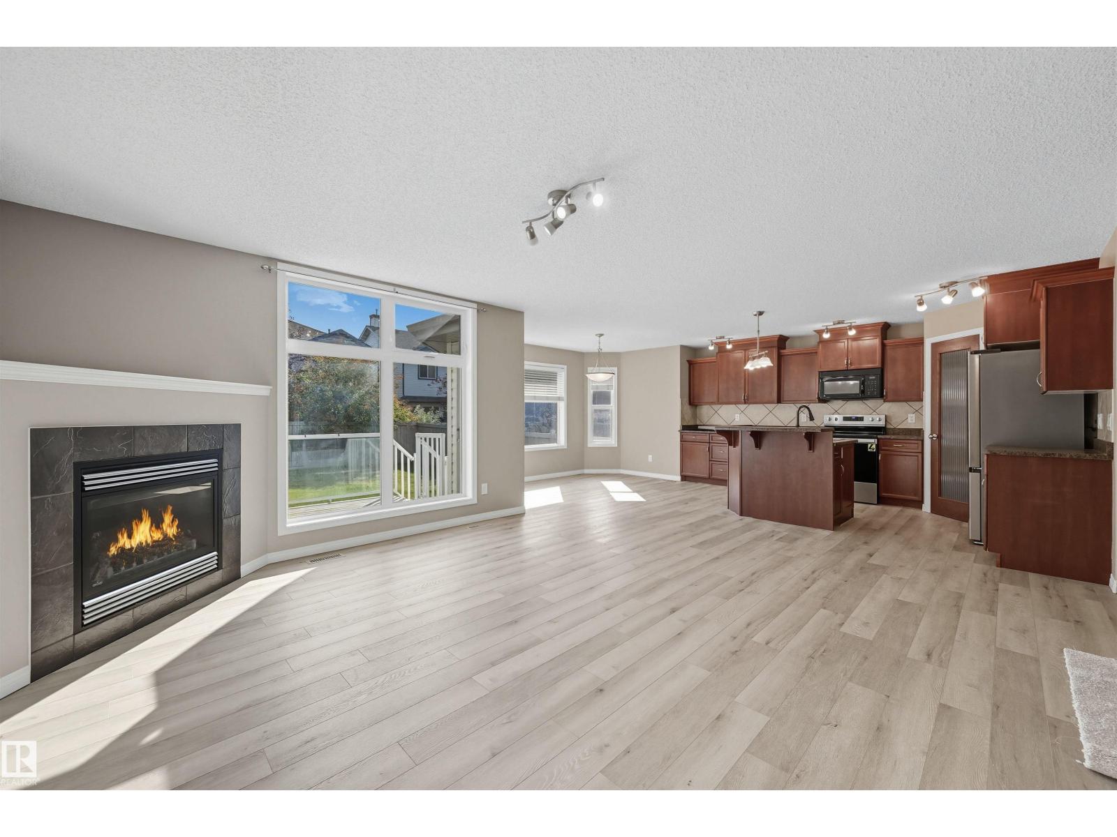 6919 Strom Ln Nw, Edmonton, Alberta  T6R 0G3 - Photo 10 - E4457523