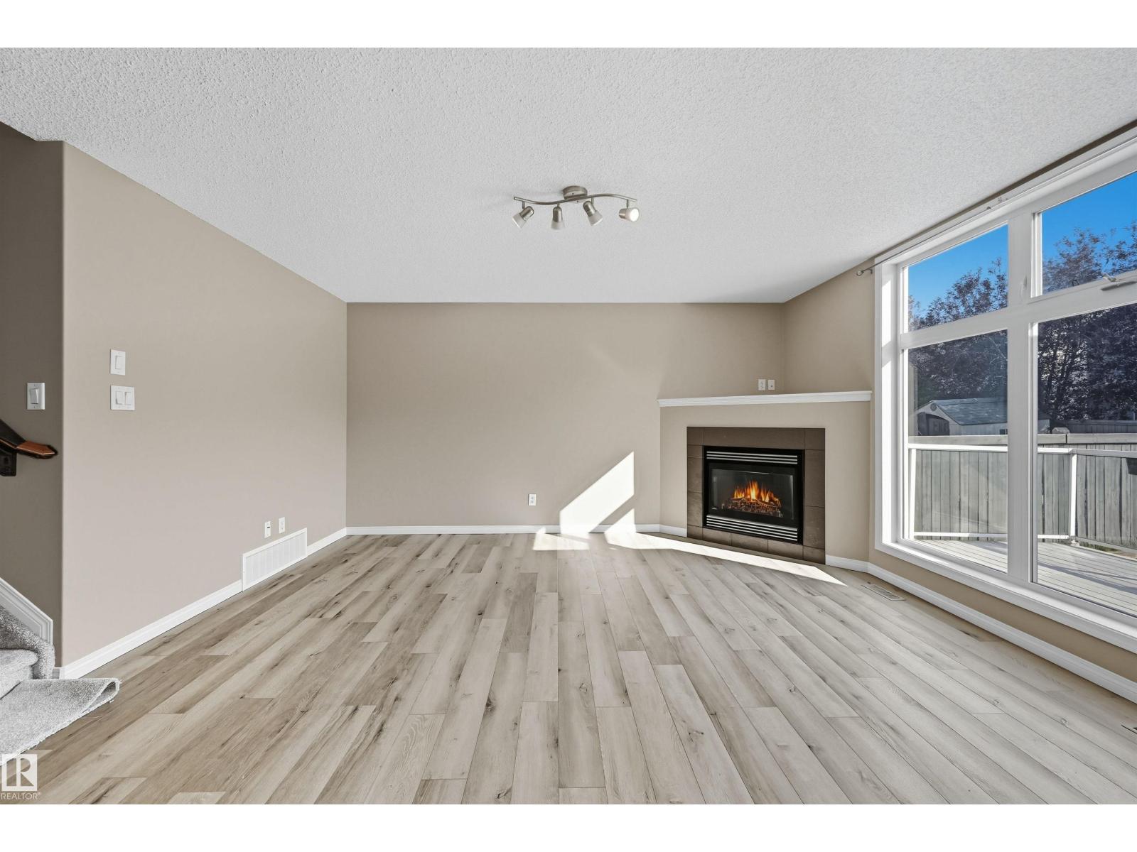 6919 Strom Ln Nw, Edmonton, Alberta  T6R 0G3 - Photo 11 - E4457523