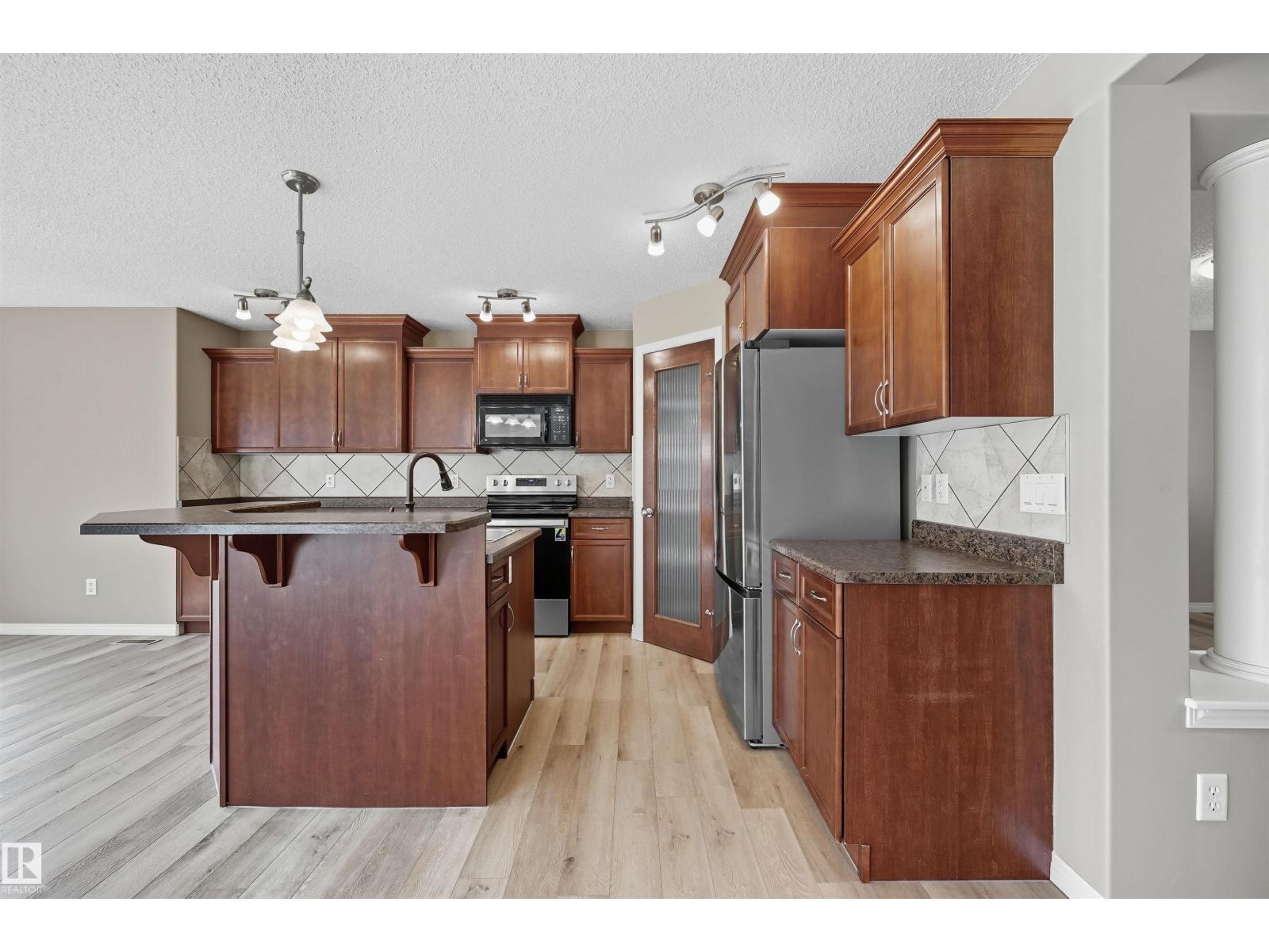 6919 Strom Ln Nw, Edmonton, Alberta  T6R 0G3 - Photo 14 - E4457523