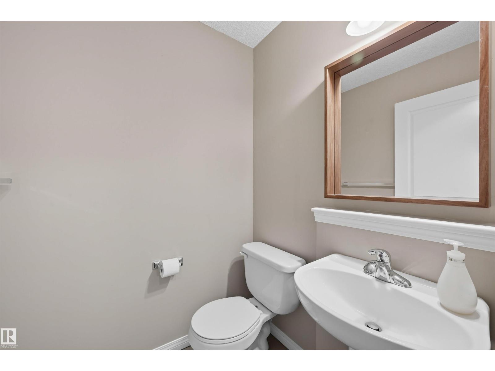 6919 Strom Ln Nw, Edmonton, Alberta  T6R 0G3 - Photo 19 - E4457523