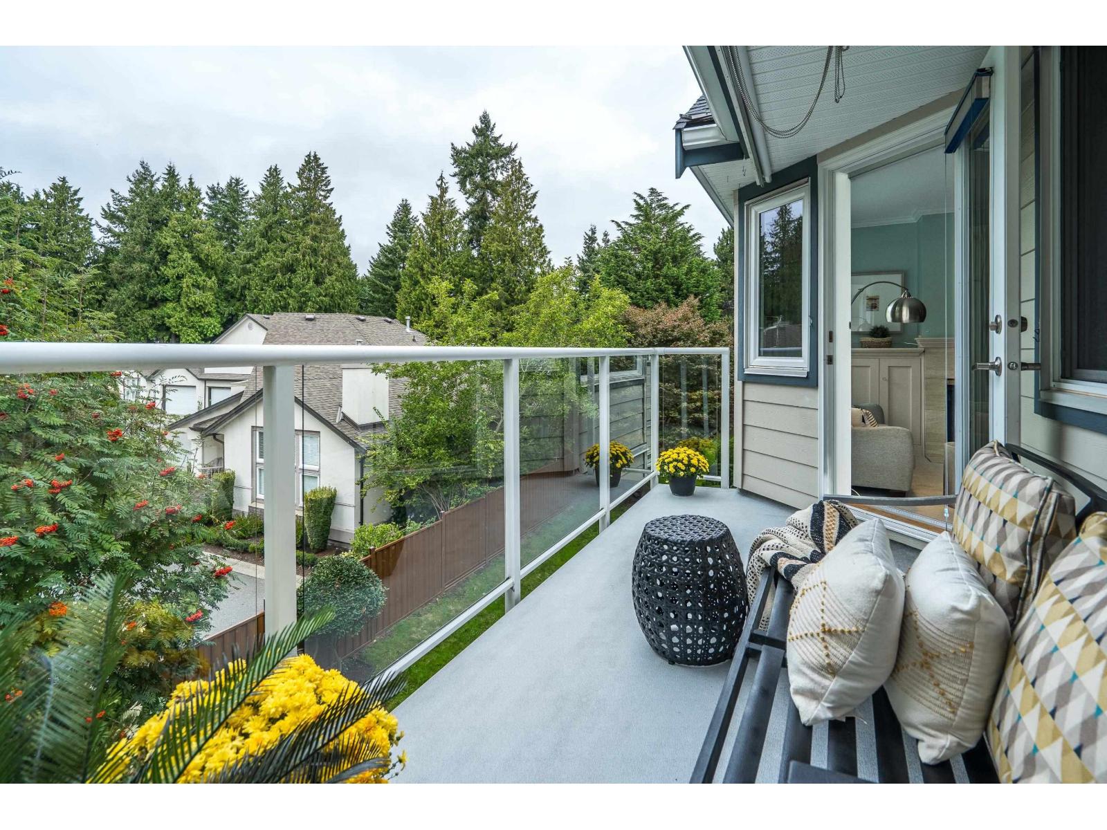 Property at 304 13959 16 AVENUE image 3