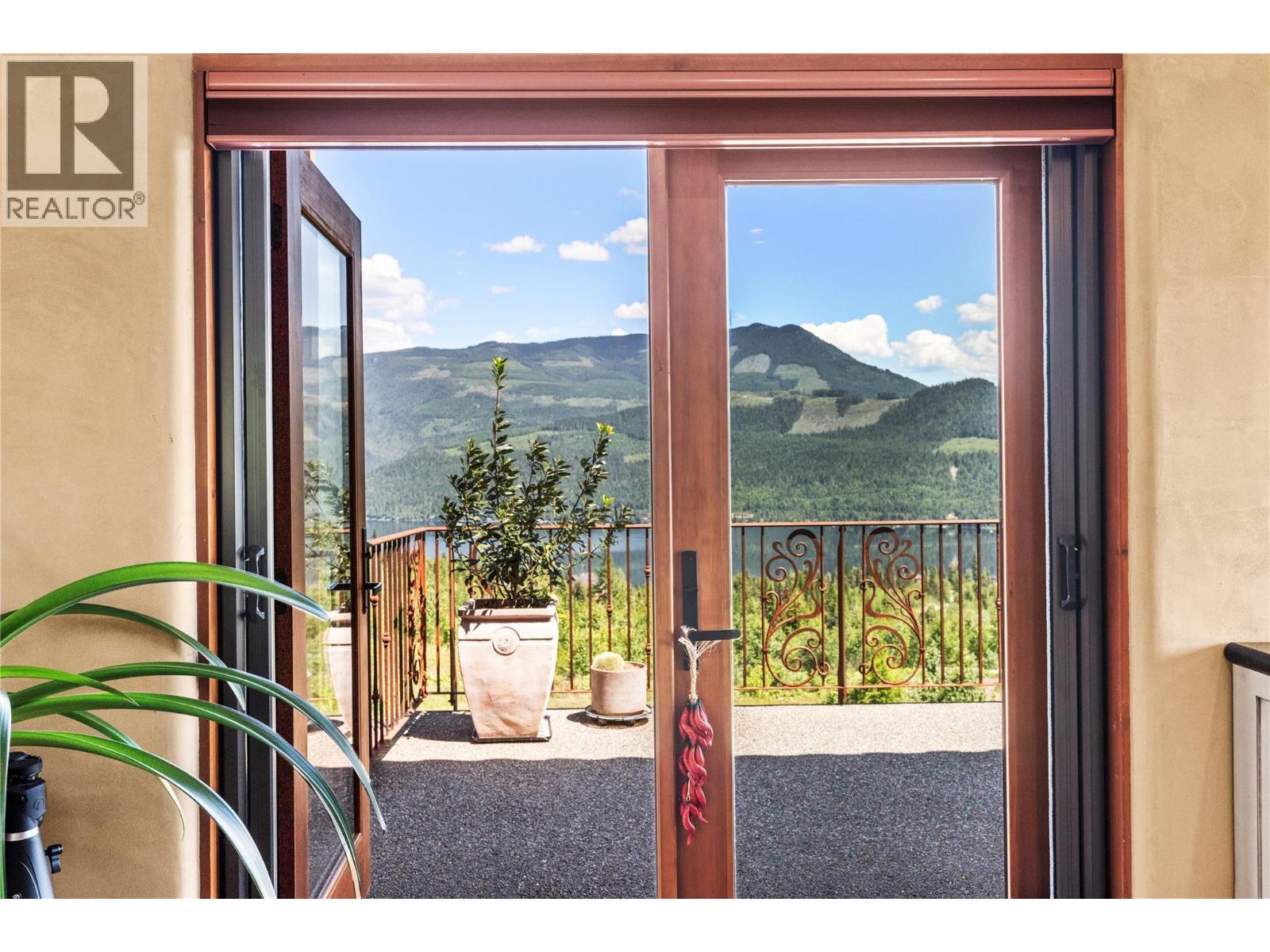 1309 Eagle Ridge Road, Lumby, British Columbia  V0E 2G4 - Photo 71 - 10362628
