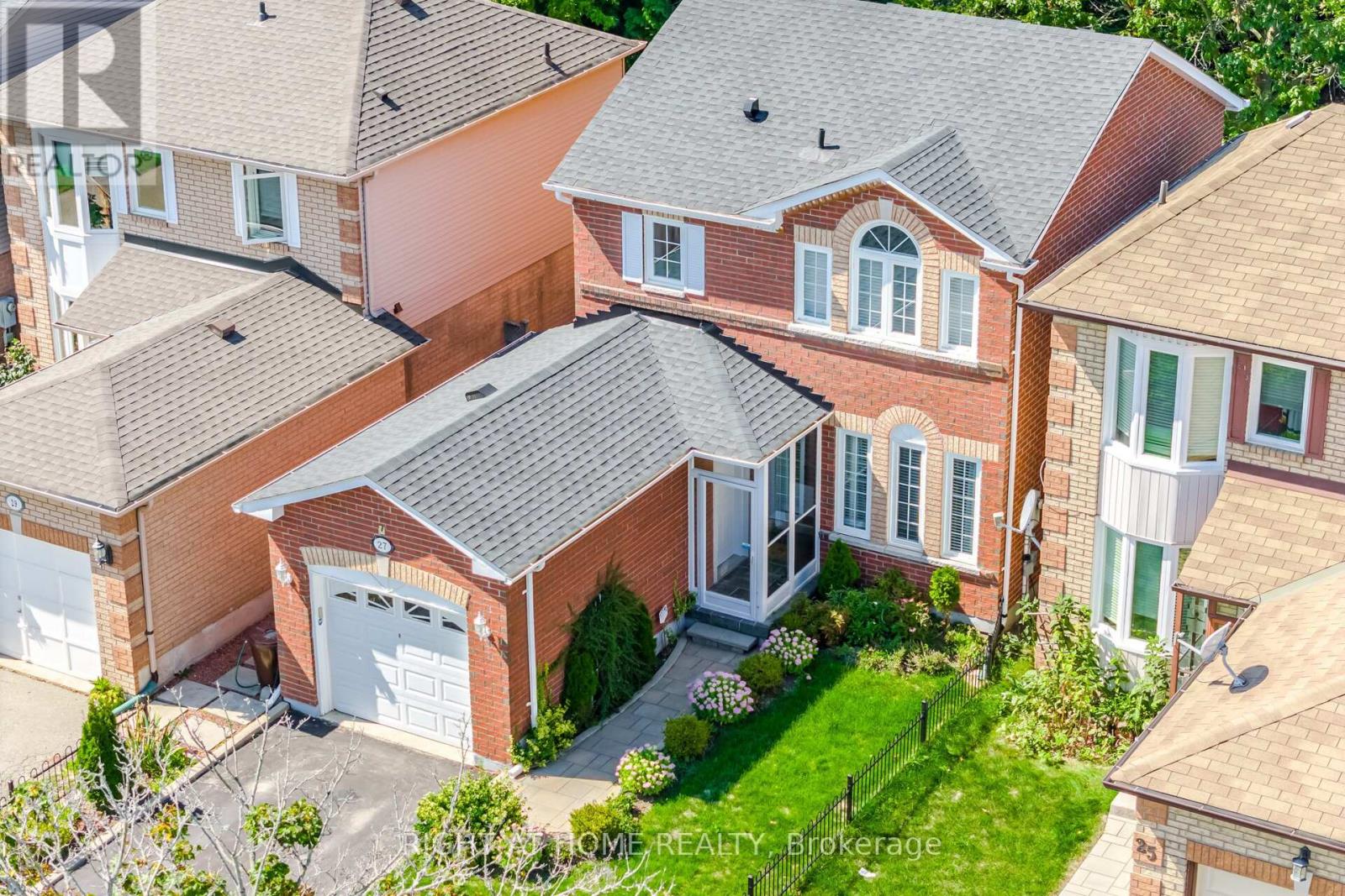 Property at 27 LASBY LANE image 2