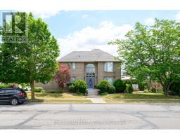 25 HIGHBURY DRIVE, Hamilton, Ontario