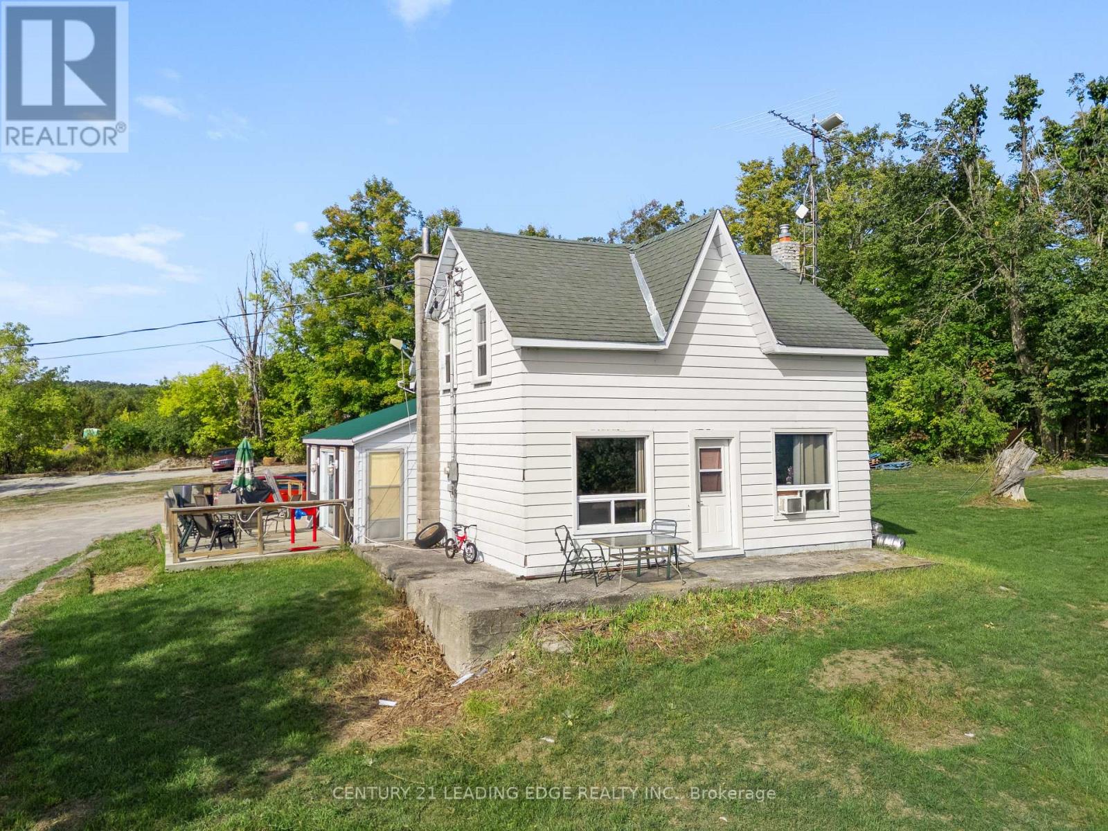 381 Burnt River Road, Kawartha Lakes (Somerville), Ontario  K0M 1C0 - Photo 4 - X12400545