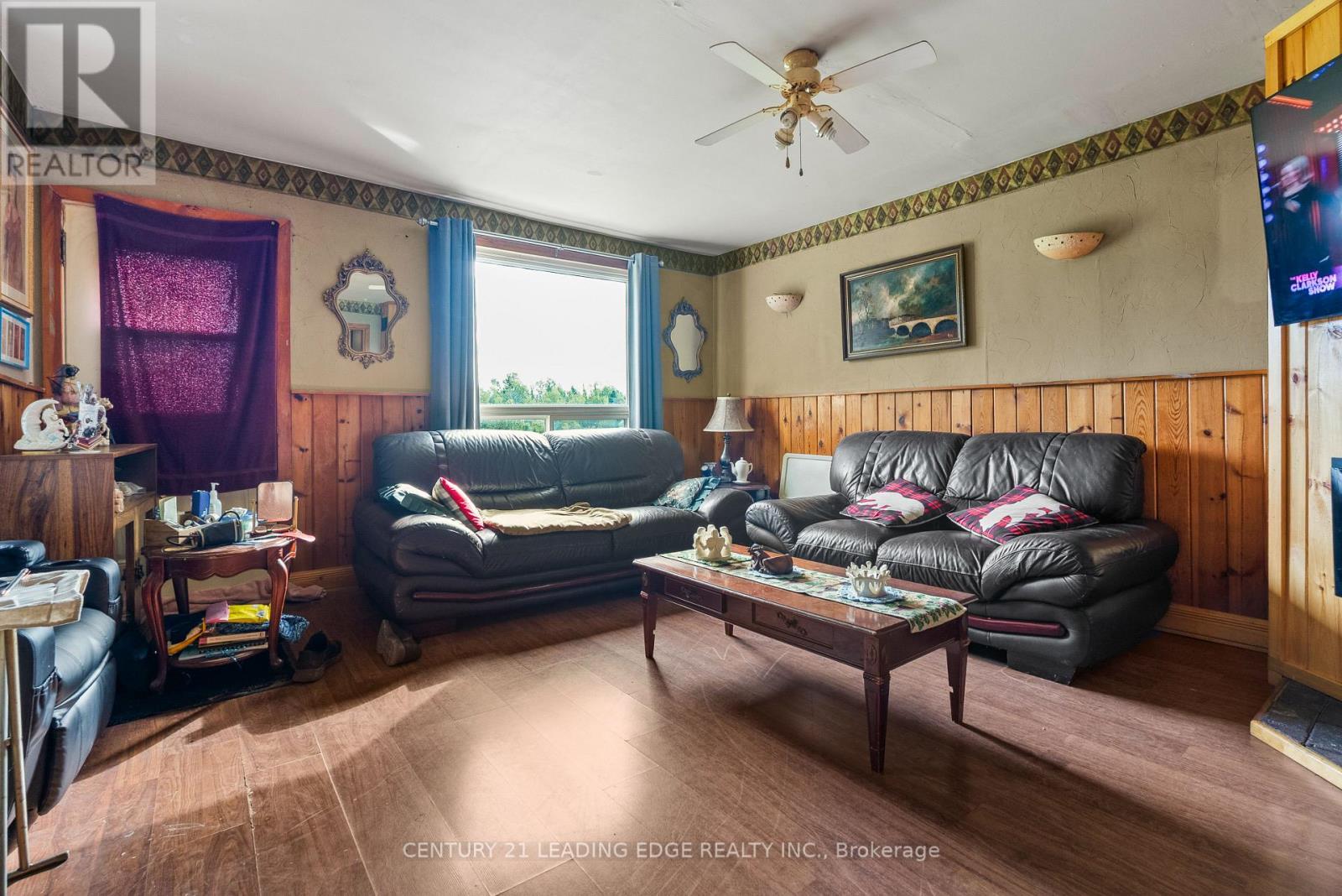 381 Burnt River Road, Kawartha Lakes (Somerville), Ontario  K0M 1C0 - Photo 5 - X12400545