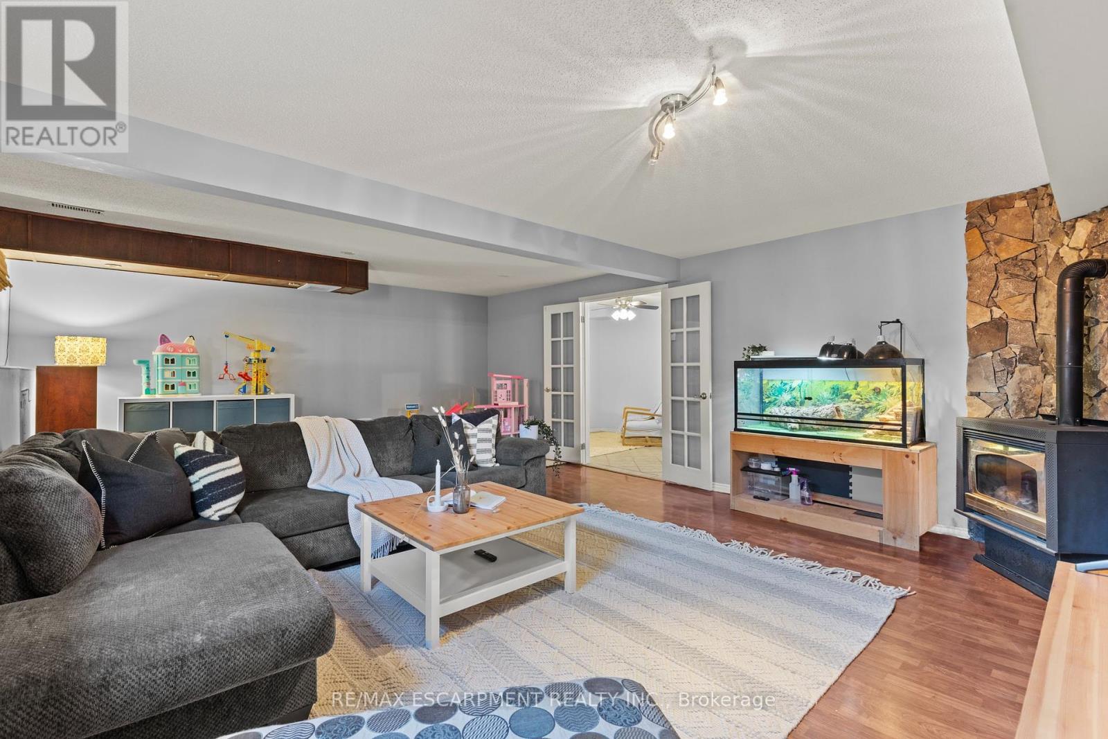 A - 15 Oak Avenue, Brant, Ontario  N3L 3C6 - Photo 27 - X12400549