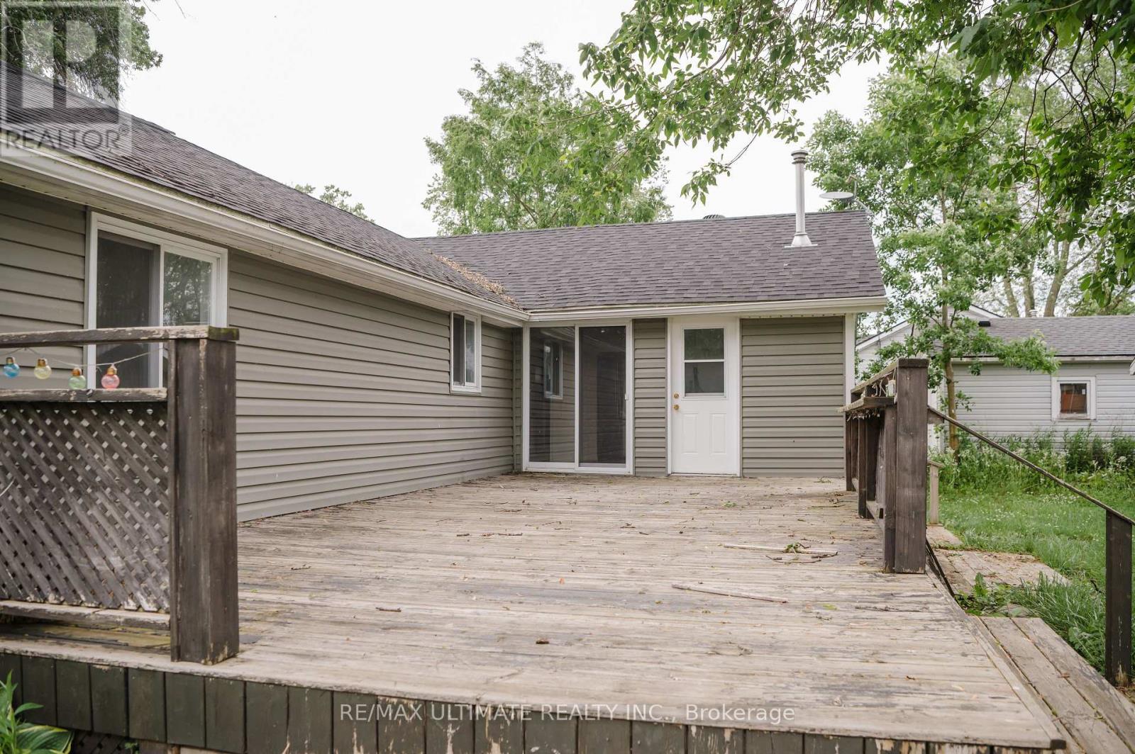 372 Helen Street, Fort Erie, Ontario  L0S 1B0 - Photo 20 - X12400607