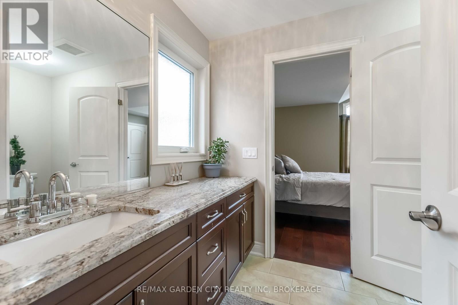 8625 Angie Drive, Niagara Falls, Ontario  L2H 3W8 - Photo 35 - X12391869