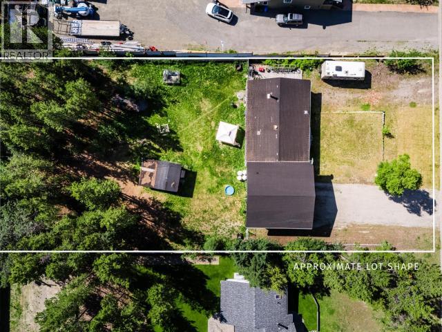 28 10th Avenue, Whitehorse, Yukon  Y1A 3A3 - Photo 4 - 16652
