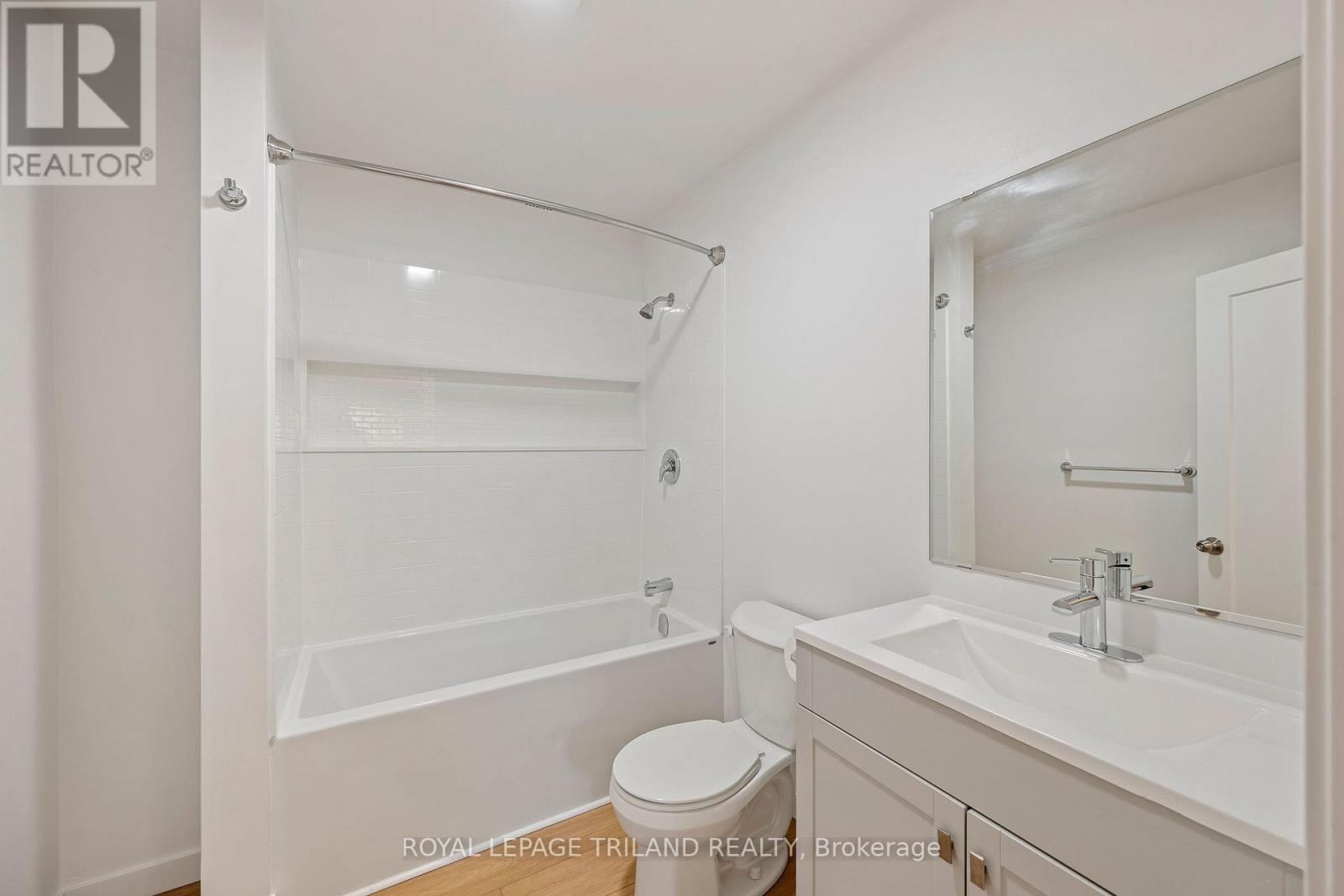 264 Trott Drive, London North, Ontario  N6G 1B5 - Photo 19 - X12310639