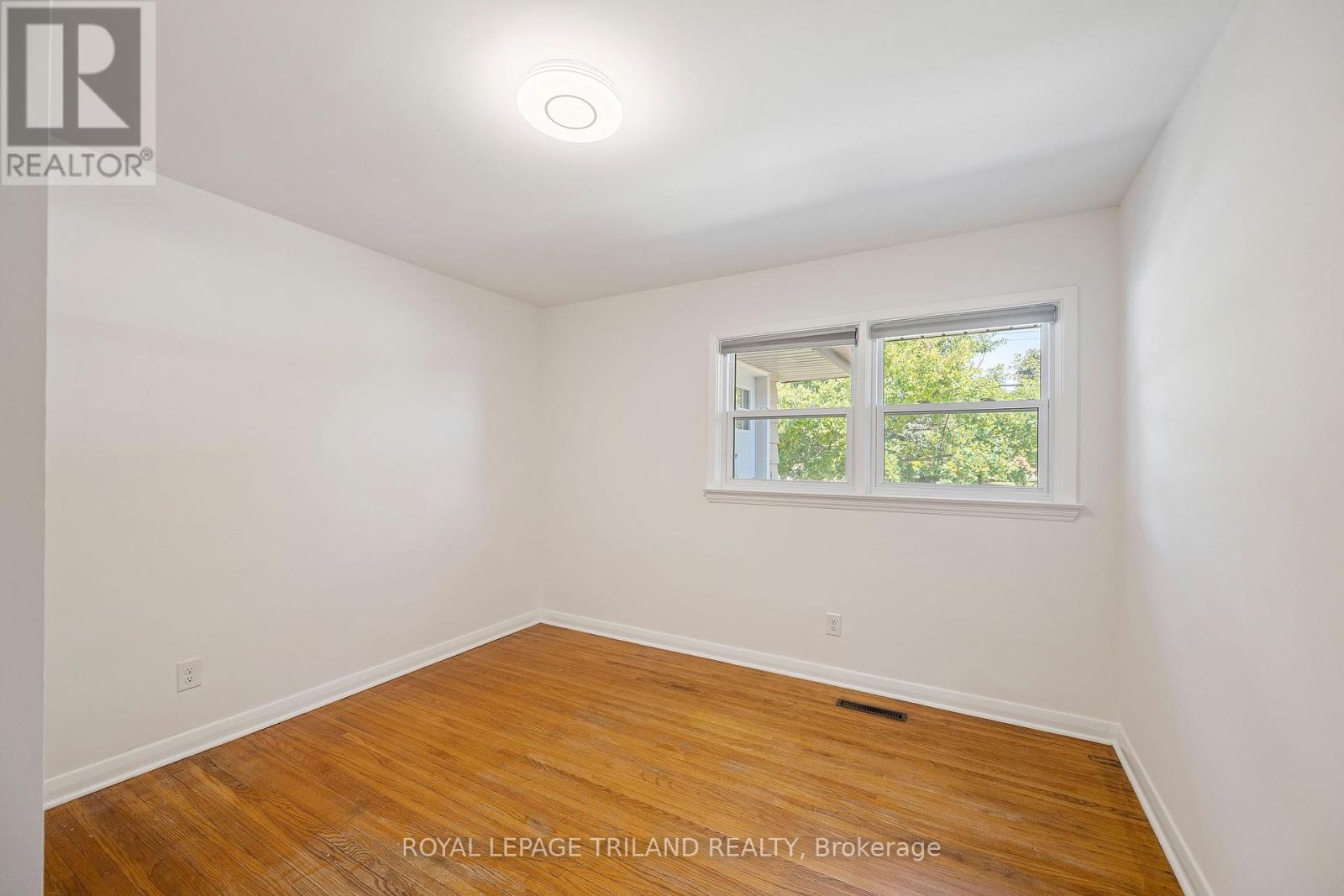 264 Trott Drive, London North, Ontario  N6G 1B5 - Photo 26 - X12310639