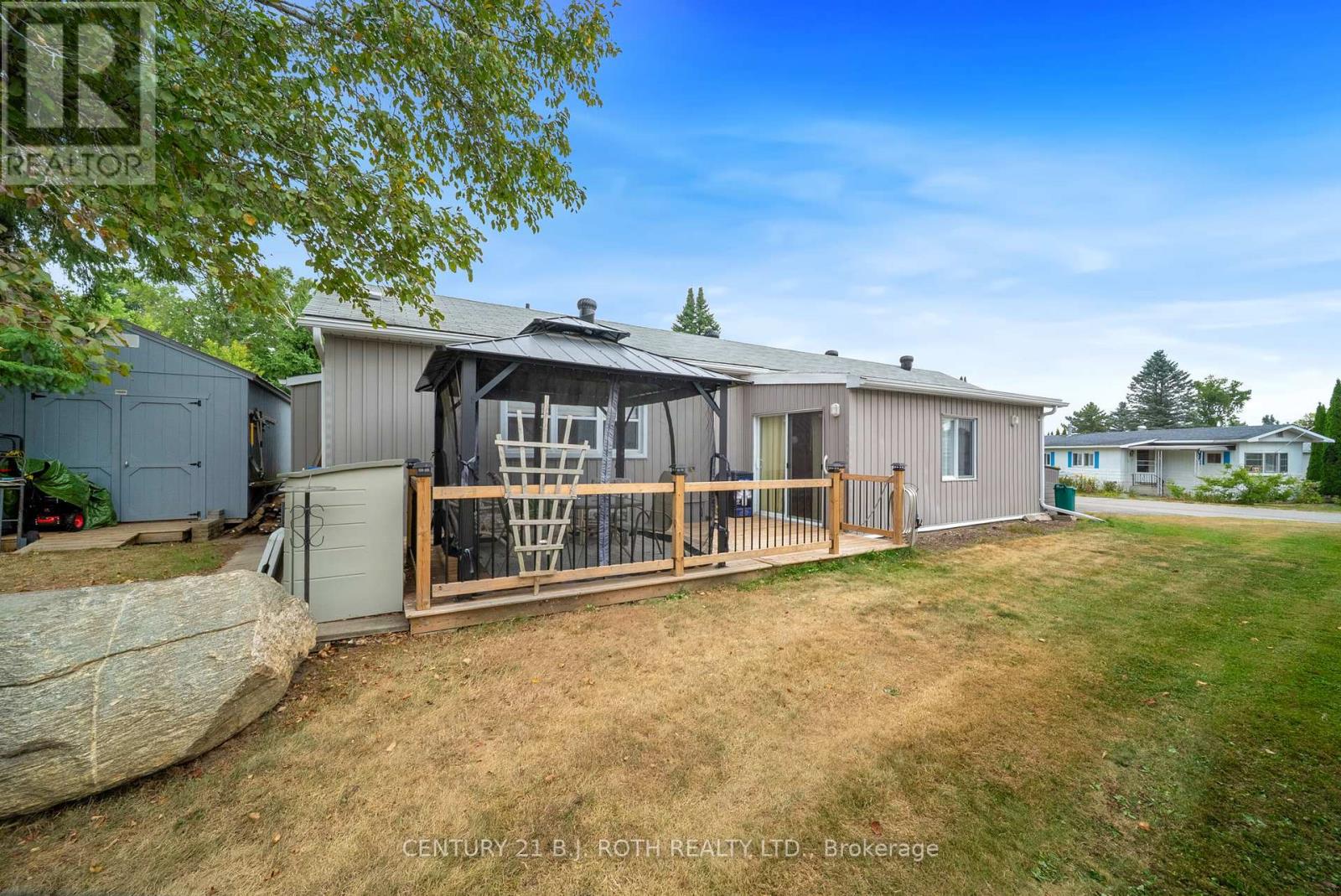 46 Cameron Drive, Oro-Medonte, Ontario  L0L 1T0 - Photo 19 - S12343736