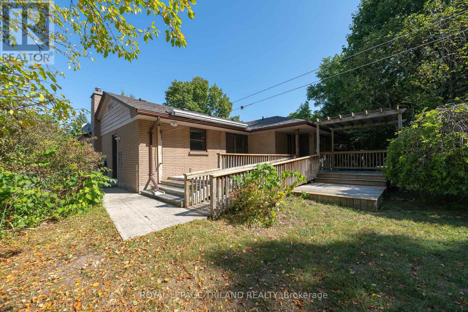 264 Trott Drive, London North, Ontario  N6G 1B5 - Photo 7 - X12310639
