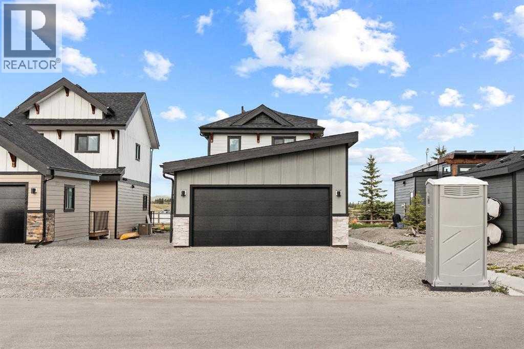 22 Cottageclub Lane, Rural Rocky View County, Alberta  T0L 1N0 - Photo 2 - A2256699