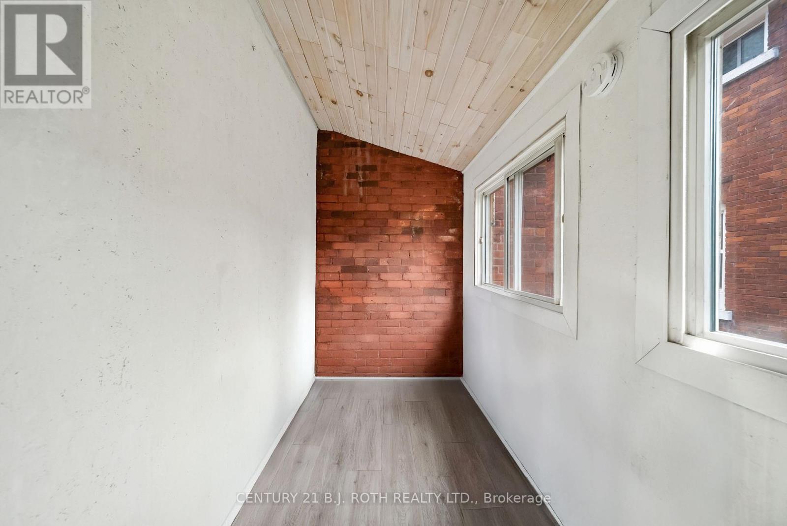 81 Douglas Street, Orillia, Ontario  L3V 5Y7 - Photo 12 - S12375845