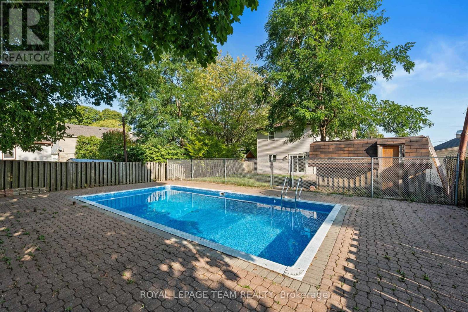 414 James Street W, Prescott, Ontario  K0E 1T0 - Photo 34 - X12399697