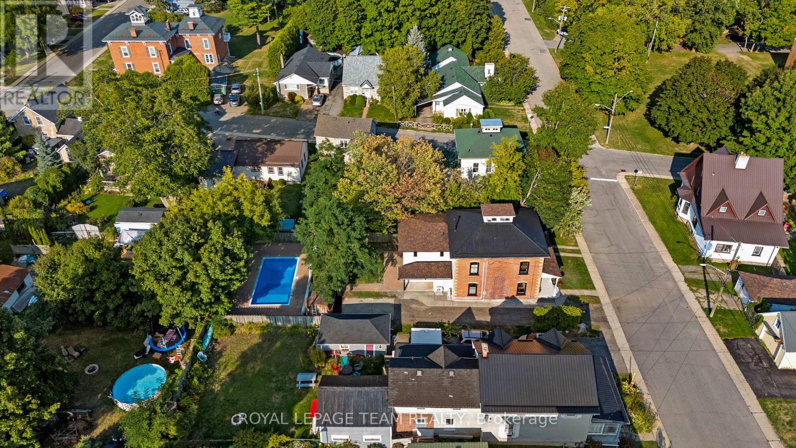 414 James Street W, Prescott, Ontario  K0E 1T0 - Photo 36 - X12399697