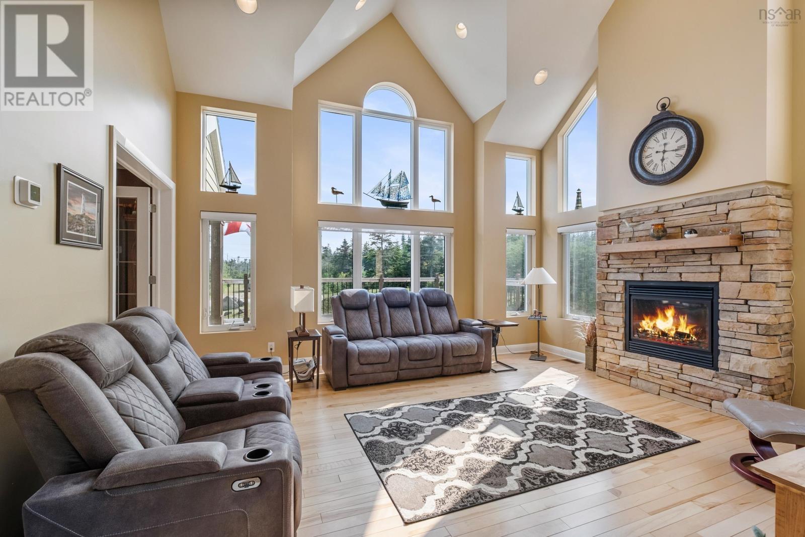 89 Bastion Avenue, Louisbourg, Nova Scotia  B1C 0A1 - Photo 12 - 202518204