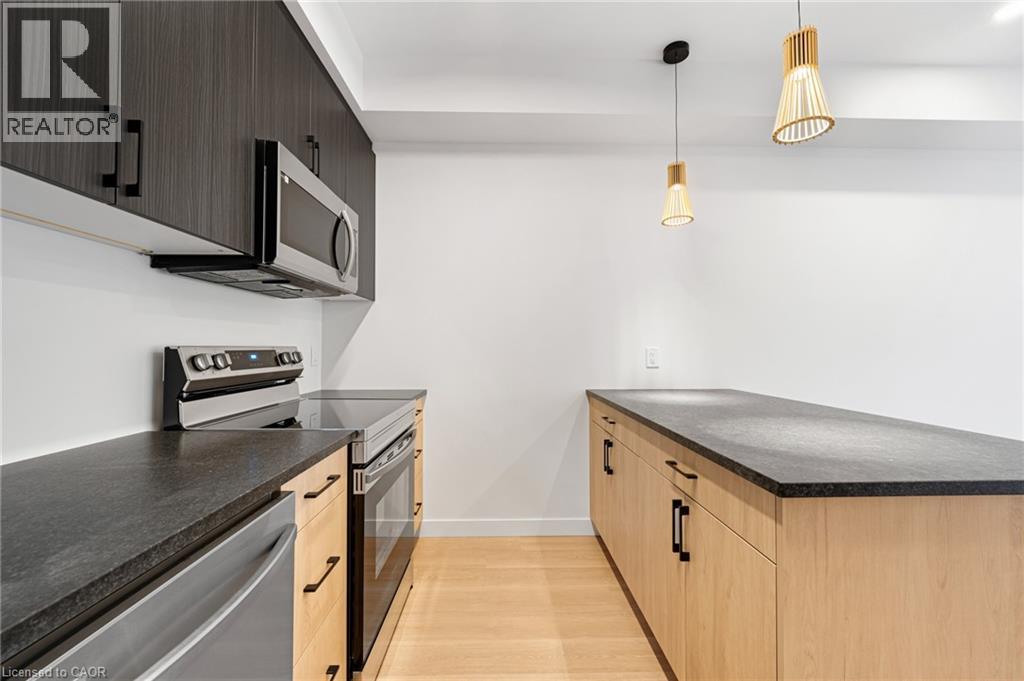 15 Cedar Street Unit# 3, Kitchener, Ontario  N2H 2W7 - Photo 12 - 40750735