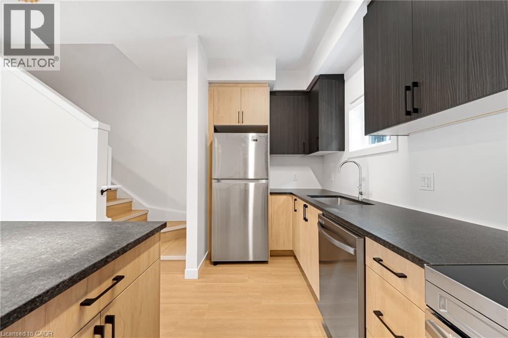 15 Cedar Street Unit# 3, Kitchener, Ontario  N2H 2W7 - Photo 15 - 40750735