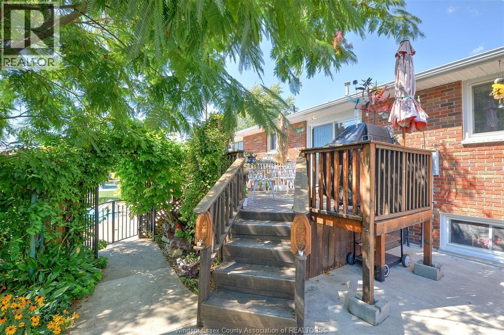 407 Richmond, Amherstburg, Ontario N9V 3E8 - Photo 7 - 25023212