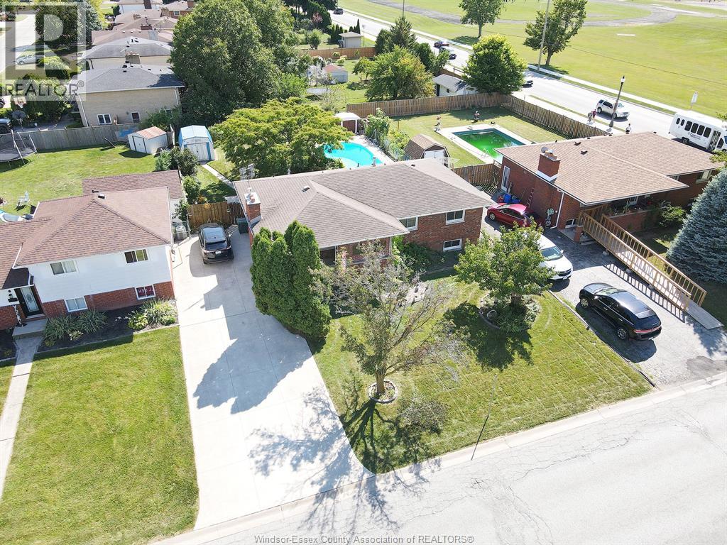 407 Richmond, Amherstburg, Ontario N9V 3E8 - Photo 35 - 25023212