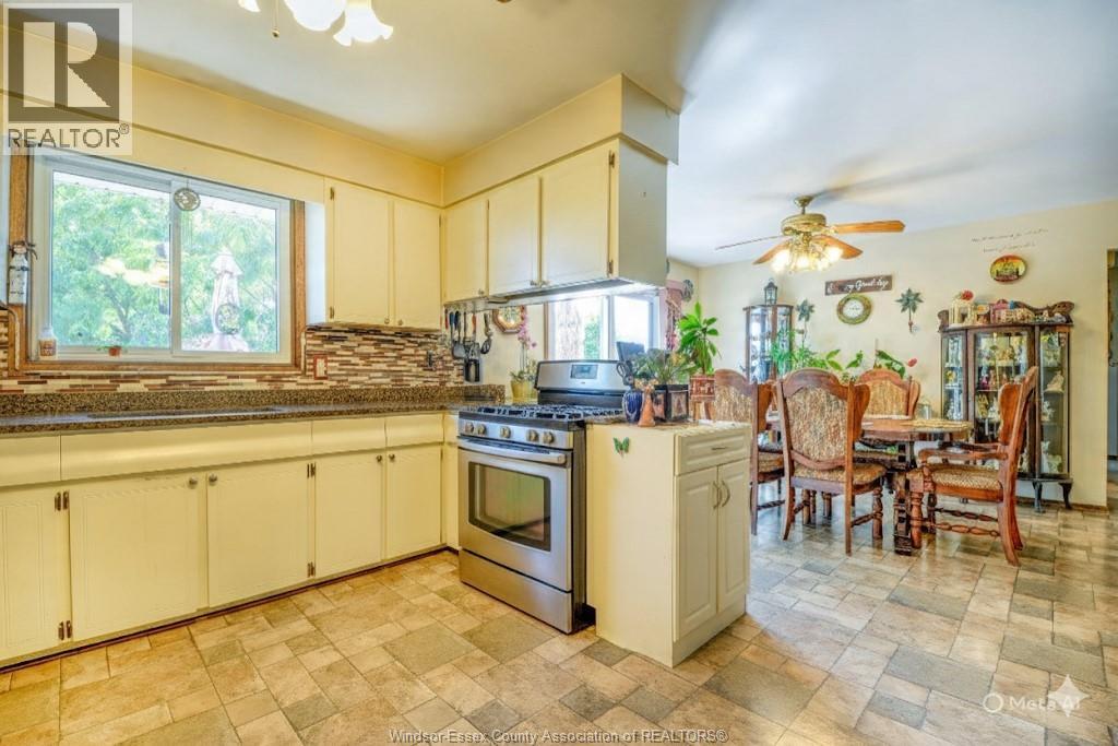 407 Richmond, Amherstburg, Ontario N9V 3E8 - Photo 17 - 25023212