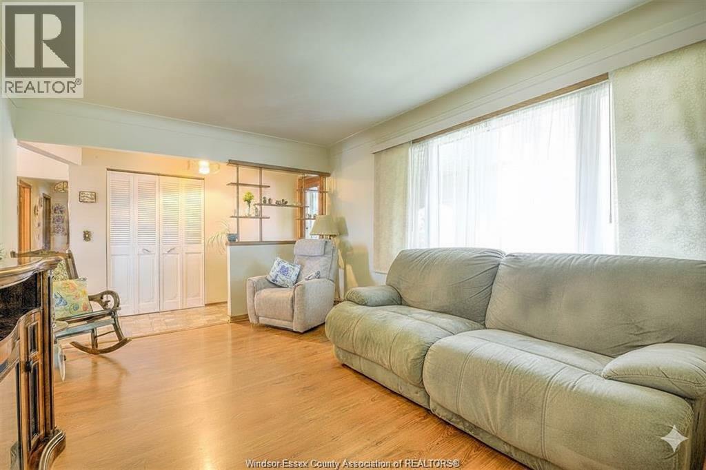 407 Richmond, Amherstburg, Ontario N9V 3E8 - Photo 14 - 25023212