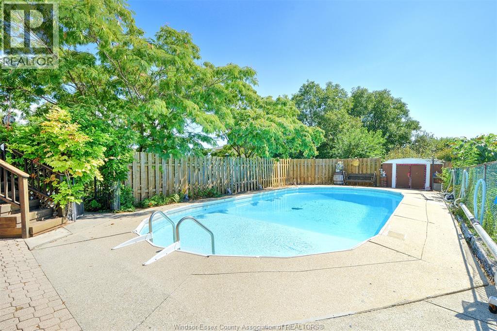 407 Richmond, Amherstburg, Ontario N9V 3E8 - Photo 33 - 25023212