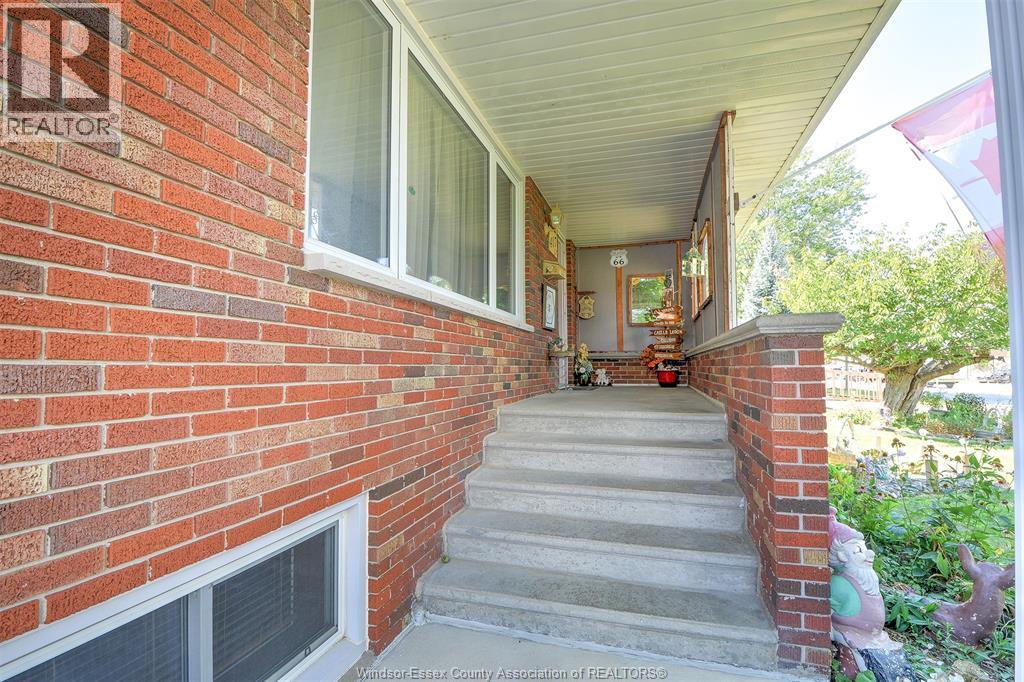 407 Richmond, Amherstburg, Ontario N9V 3E8 - Photo 11 - 25023212